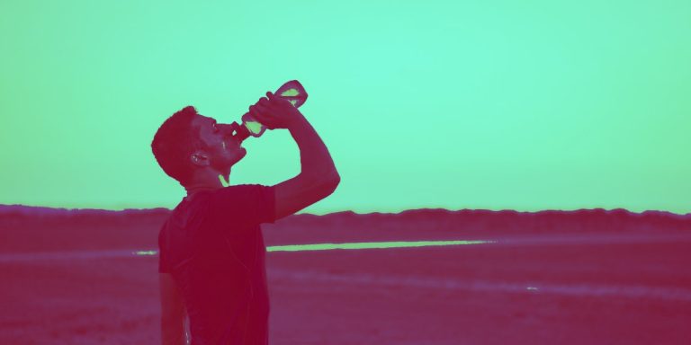 Manusia paling dahaga, penghidapnya perlu minum sehingga 20 liter air sehari