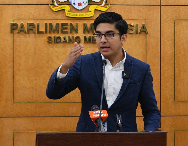 Selepas ini bila kes rasuah gugur, Peguam Negara jadi ‘perisai’ – Syed Saddiq