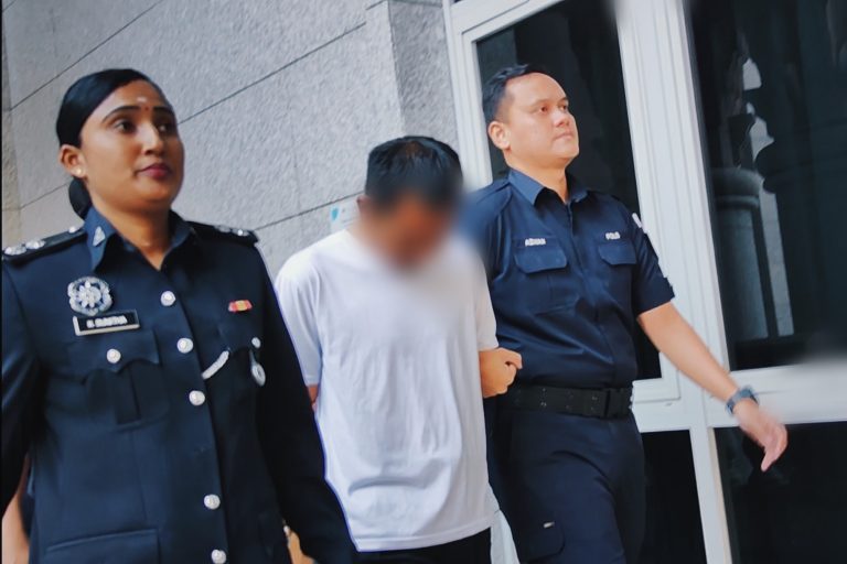 Kerani kolej vokasional didakwa sentuh kemaluan 5 remaja lelaki