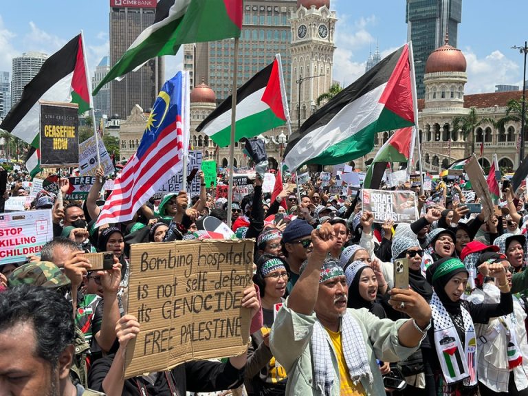 Ribuan rakyat sertai himpunan solidariti Palestin di Dataran Merdeka