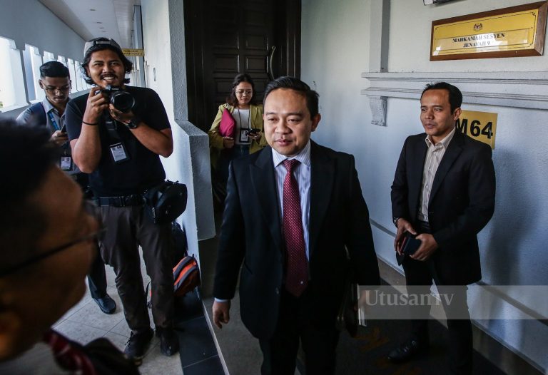 Wan Saiful tiba di mahkamah, dijangka hadapi pertuduhan gubah wang haram