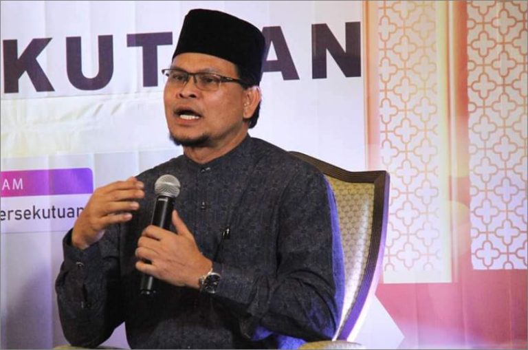 Ustaz Abdullah Khairi dapat tauliah khas mengajar di Kedah