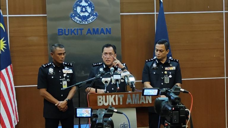 Polis serbu pusat hiburan warga Bangladesh, tahan 38 orang