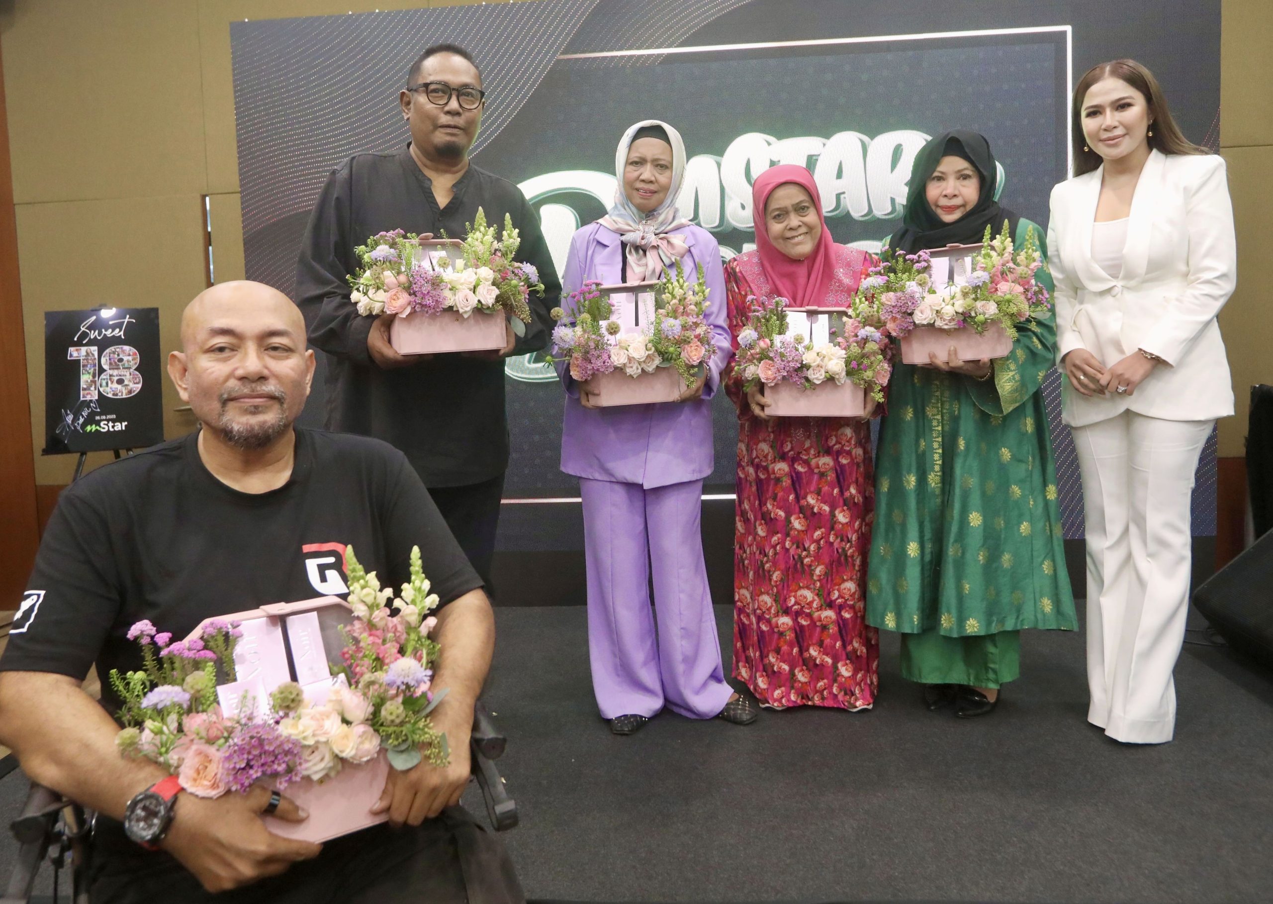 “Ramai penggiat seni diuji dengan pelbagai cabaran hidup” – mStar Baek bantu golongan artis memerlukan