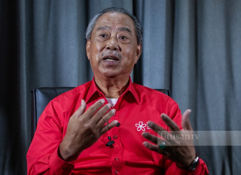 Kerajaan acuh tak acuh ketika ekonomi makin meruncing, tak sihat – Muhyiddin