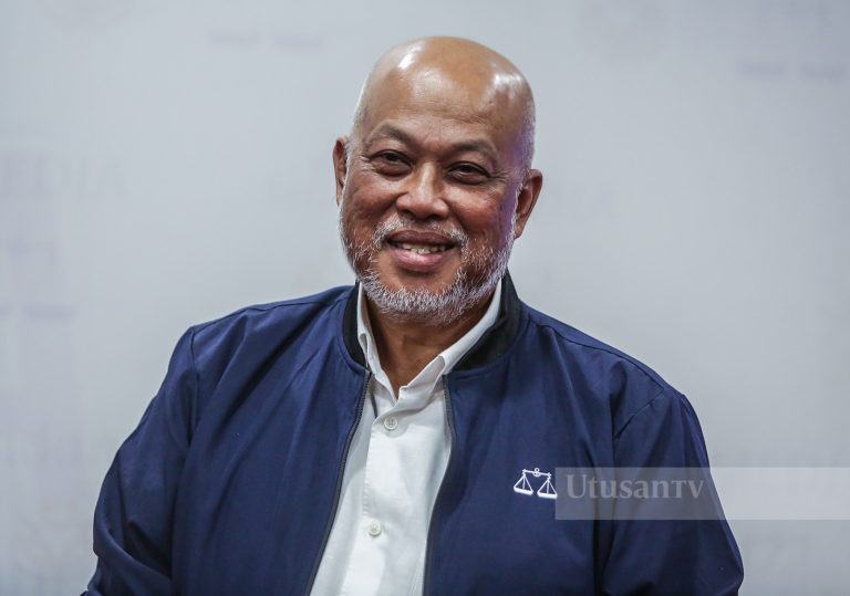 PRK Kemaman: Akaun FB palsu, calon BN lapor MCMC