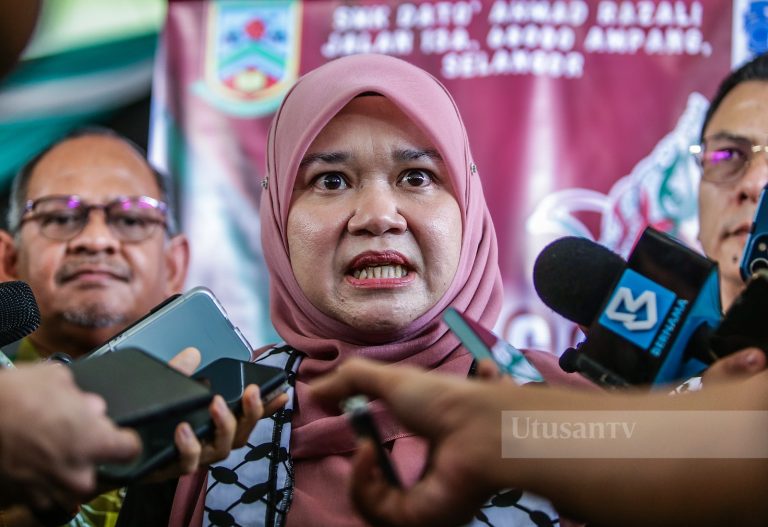 Lebih 100,000 baucar buku ditebus dalam tempoh tiga hari
