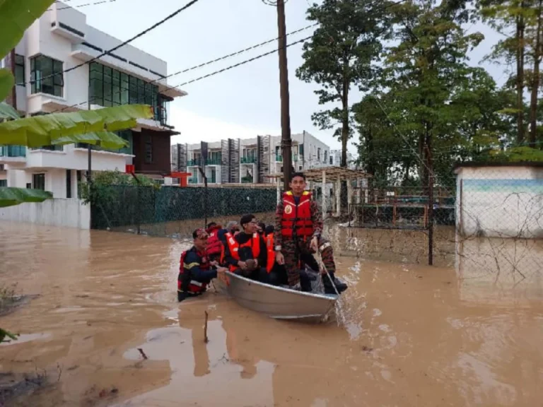 200 penduduk Semenyih, Bangi dipindahkan akibat banjir