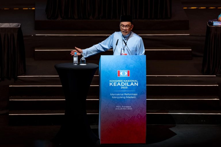 Tidak perlu beri peruntukan kepada ahli Parlimen yang mencerca, ingin tumbangkan kerajaan – Anwar
