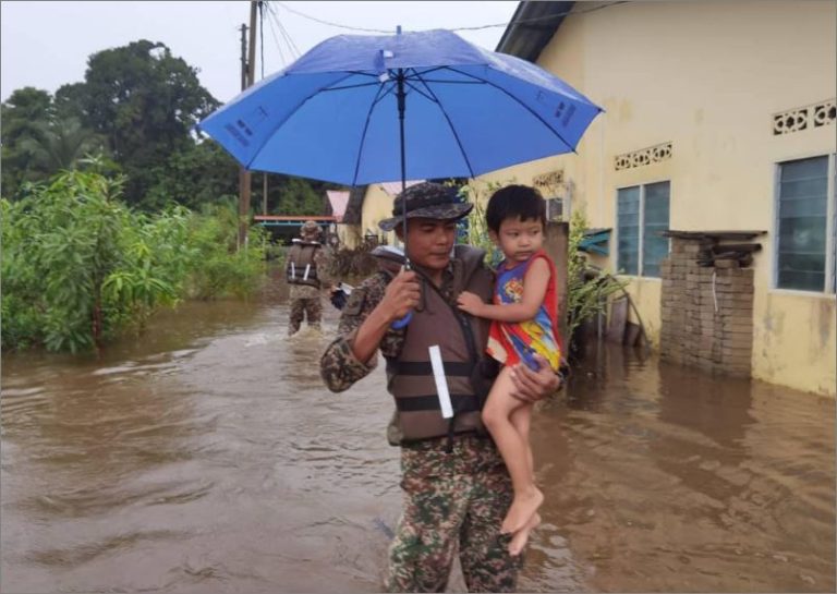 Mangsa banjir di Terengganu, Kelantan terus meningkat
