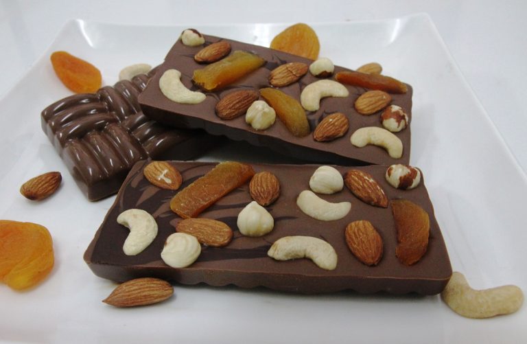 Dapur Chef Amer : Tip Cara Merasa Coklat Dengan Betul