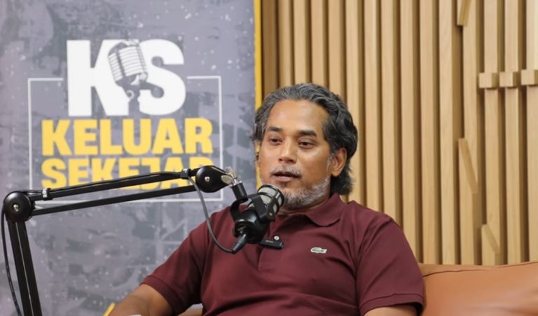 Siasat berulang kali kes vaksin: “Ada berniat jahat, jadi isu besar jika KJ pakai baju oren” – Khairy