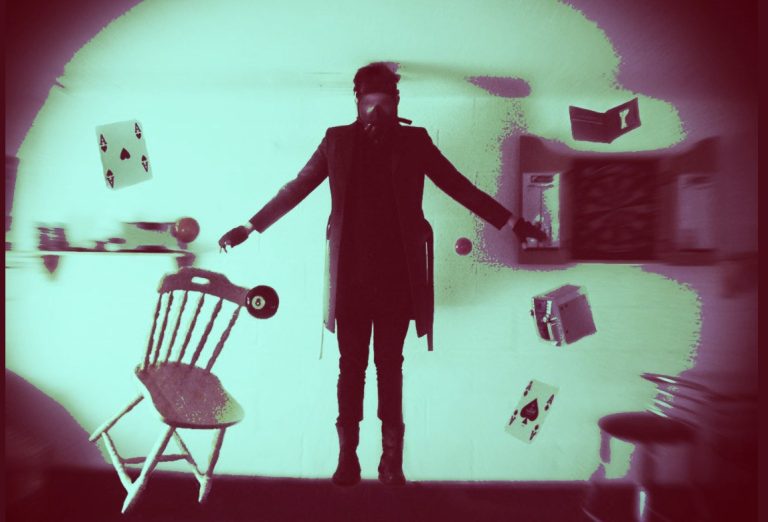 Telekinetik, permainan medan magnet untuk menggerakkan objek