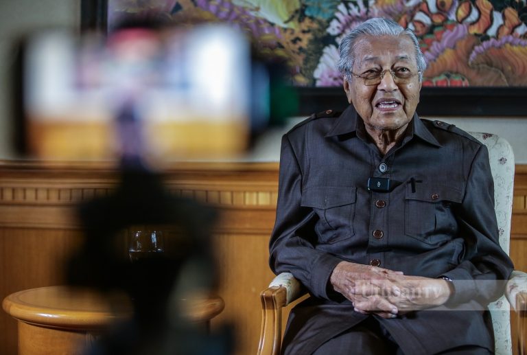‘Melayu silap tubuh beberapa parti jadi berpecah’ – Tun Mahathir