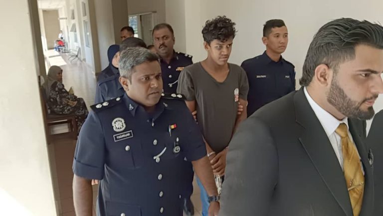 Pemandu Bezza tular dikejar 28 MPV polis dijel sebulan, denda RM10,000