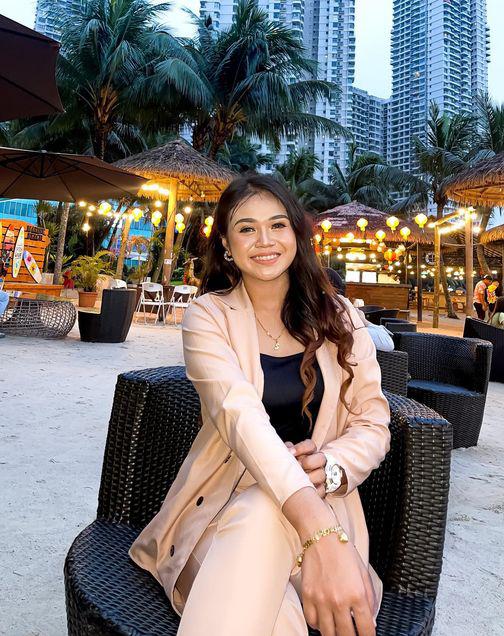 Iera Milpan teruja makin dikenali ramai, kedai makan ibu turut terkena tempias populariti -“Makin ramai orang datang”