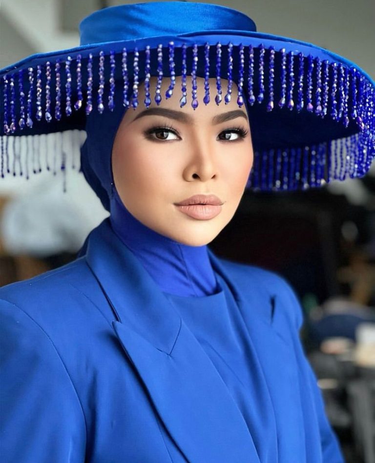 Harga itu bukan saya seorang tapi untuk pasukan yang ‘siapkan’ saya – Aina Abdul jawab dibayar mahal dalam sebuah acara di Melaka