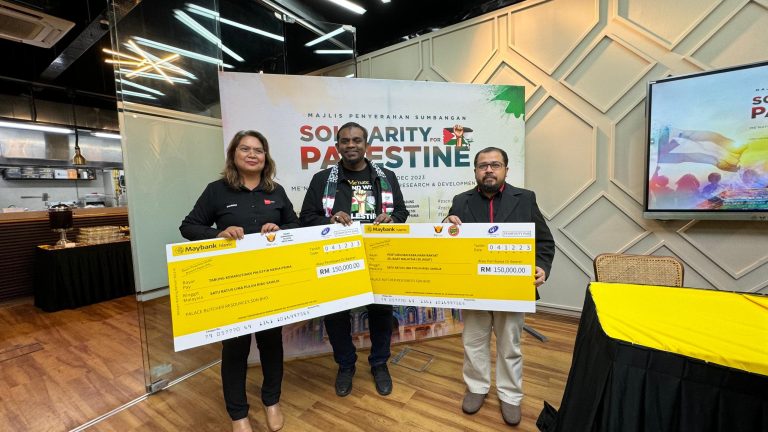 Me’nate salur sumbangan RM300,000 kepada tabung kemanusiaan Palestin