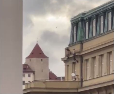 Tembakan rambang pelajar universiti ragut 14 nyawa di Republik Czech