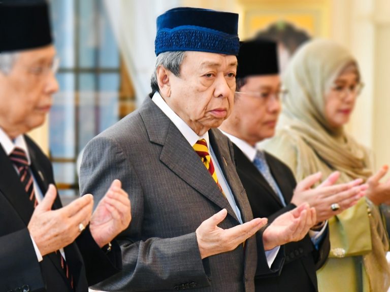 Sultan Selangor ingatkan orang bukan Islam tidak mencampuri hal ehwal agama Islam