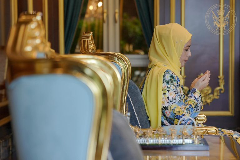 Permaisuri Johor berangkat majlis bacaan yasin, tahlil dan doa selamat