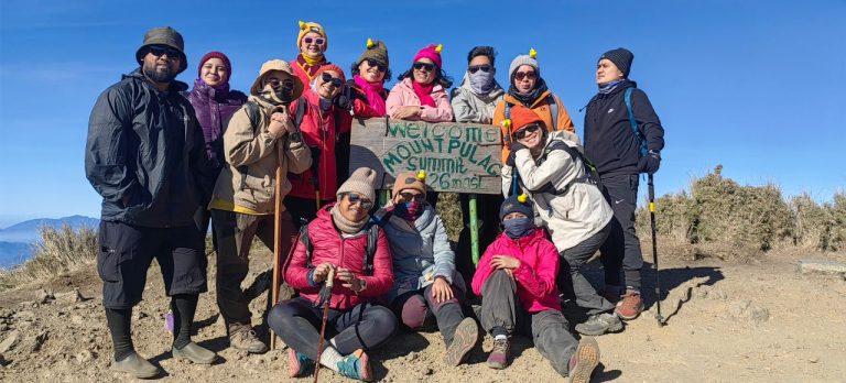 11 wanita Malaysia tawan Gunung Pulag di Filipina