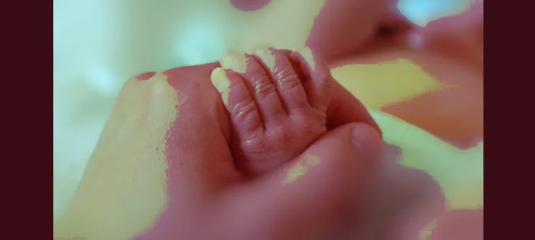 Bayi ajaib yang mengejutkan doktor, lahir dari ibu yang telah meninggal dunia