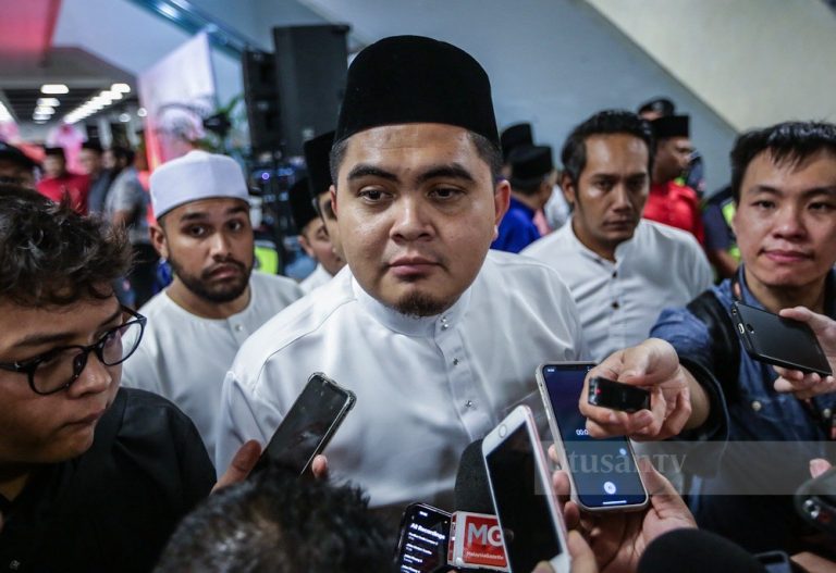 Kekalkan pendakwaan terhadap KK Supermart kes stoking tertera kalimah Allah – Pemuda UMNO