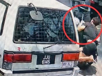 Lelaki patah kaki kanan selepas terjatuh ketika bonceng motosikal peragut