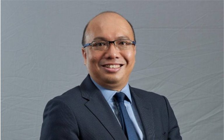 Abdul Rahman kembali ke PNB, jadi Presiden, Ketua Eksekutif mulai 1 Julai