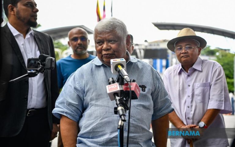 Polis rakam keterangan Mohd Tamrin di Bukit Aman