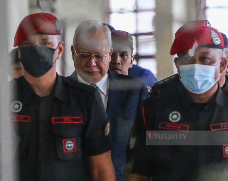 Kes SRC: AGC mohon lanjutan sebulan untuk putuskan representasi Najib