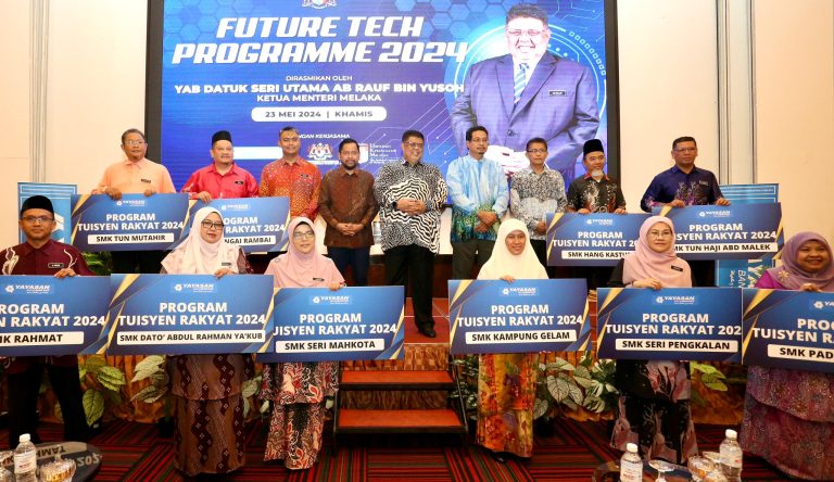 YBR cungkil bakat muda melalui teknologi robotik di Melaka