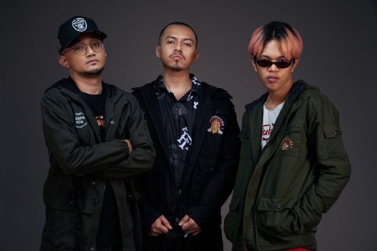 [VIDEO] Yonnyboii,Kmy Kmo & Luca Sickta ‘Perlu’ bekerjasama