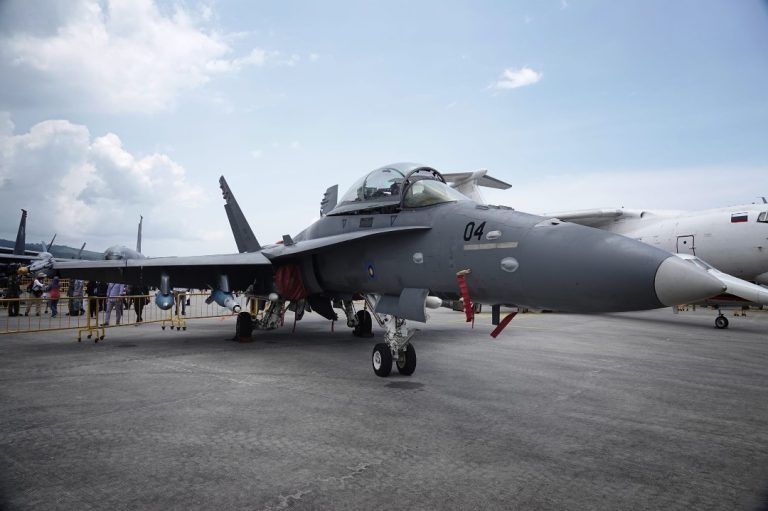MINDEF percepat perolehan pesawat MRCA