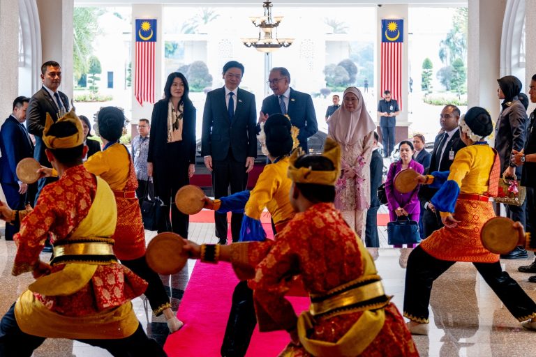 Malaysia-Singapura bincang kemungkinan guru dari Singapura dihantar ke Malaysia ajar bahasa Inggeris