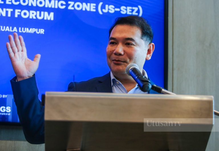 Harga RON95 ada 2 peringkat tahun depan, 85 peratus rakyat nikmati subsidi – Rafizi