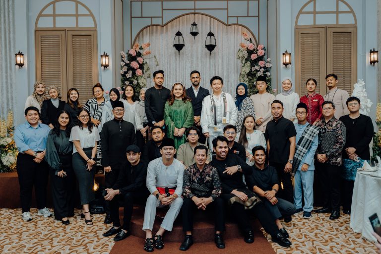 “From Kampung Street To Jalan Ampang – Ini Kami, Inilah Kita” : Gabungan tiga sahabat sempurnakan impian bakal pengantin