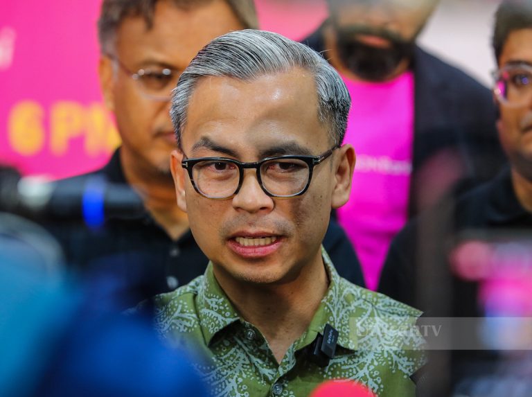 Wan Ahmad Fayhsal ‘ketagih perhatian’, tersakiti, kata Fahmi