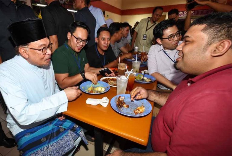 Kerajaan terbuka bincang jika Sabah perlu peruntukan tambahan – Anwar