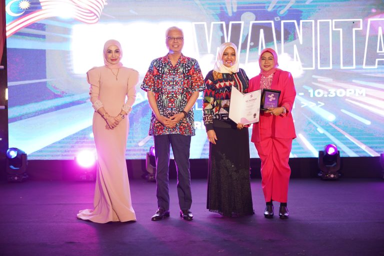Usanita anjur malam 67 Tahun Pasca Merdeka: Wanita Hebat Malaysia Berdaulat, iktiraf sembilan wanita ikonik
