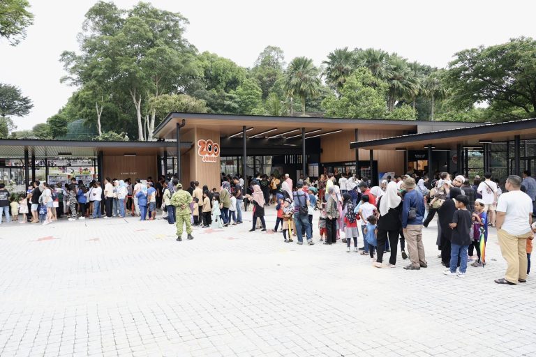 Hari pertama dibuka semula, Zoo Johor terima hampir 20,000 pengunjung