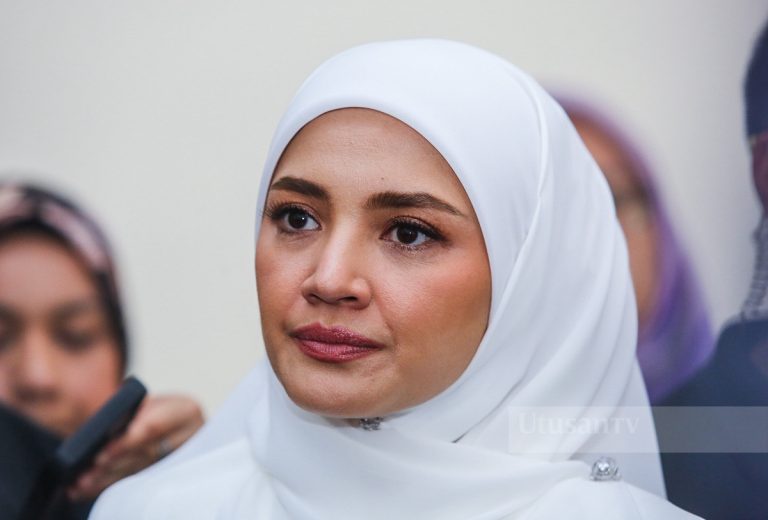 Fazura enggan komen masih sayang Fattah, berdiam lebih baik