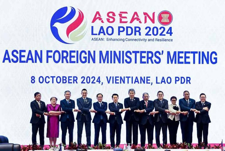 Anwar ketuai delegasi Malaysia ke Sidang Kemuncak ASEAN Ke-44 dan Ke-45