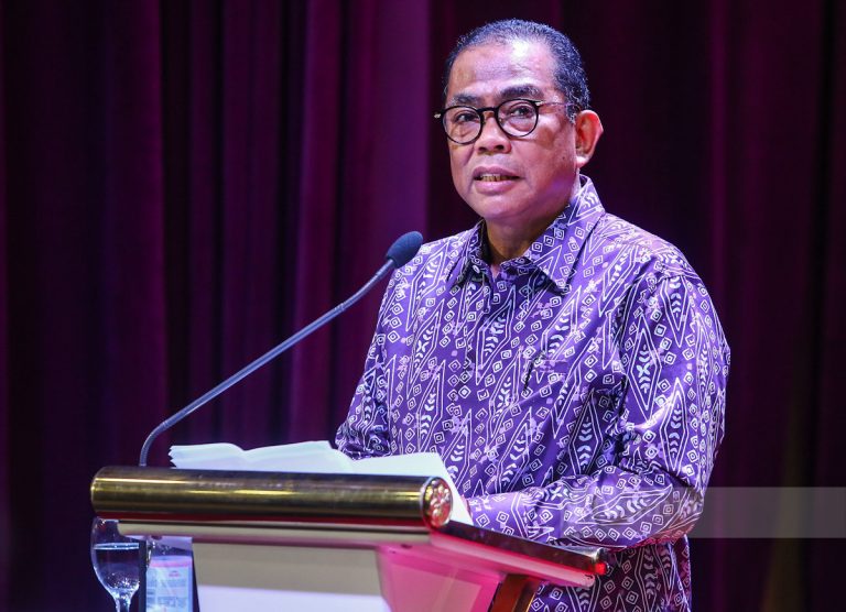 Pegawai kadet didakwa cederakan junior guna seterika berdepan hukuman diberhentikan pengajian