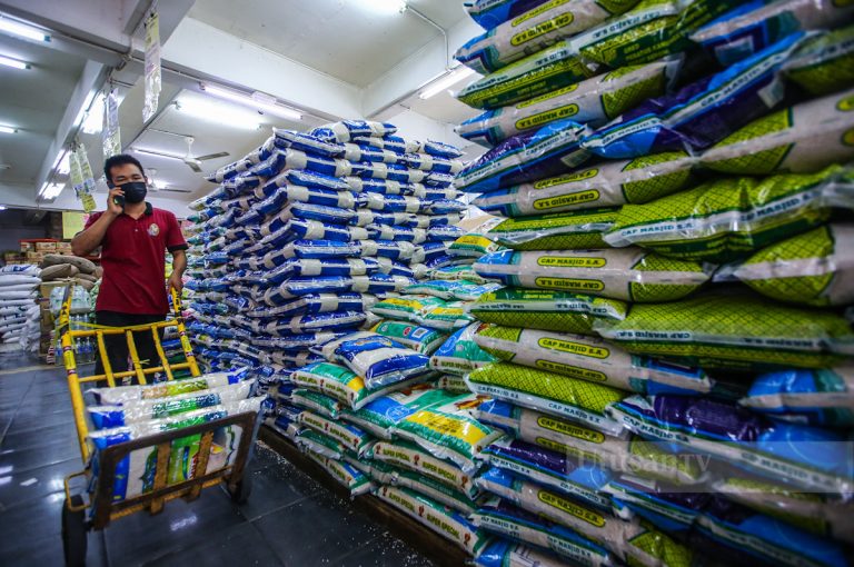 Stok beras negara mencukupi untuk 9 bulan akan datang – Mohamad Sabu