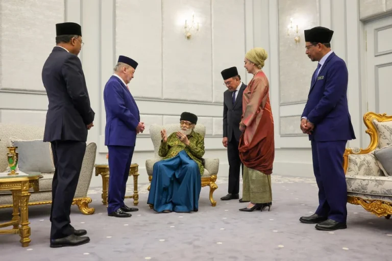 Pengurniaan Profesor Diraja jadi pemangkin, inspirasi kepada ahli akademik – Zambry