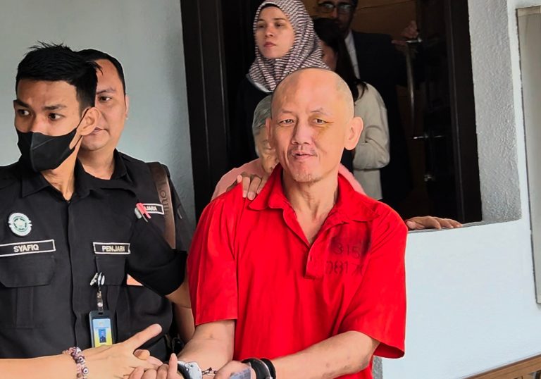 Rempuh anggota polis guna kereta curi, penganggur kena penjara 2 tahun