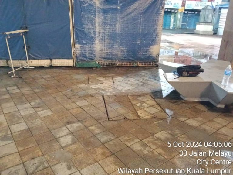 Penutup simen Jalan Masjid India terangkat: Penutup lurang hilang, IWK selesai pasang semula