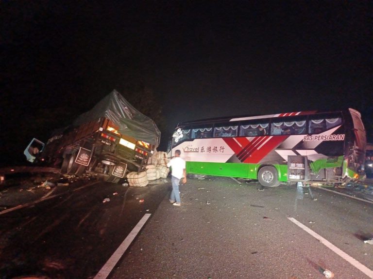 PM ucap takziah buat keluarga mangsa nahas di Melaka